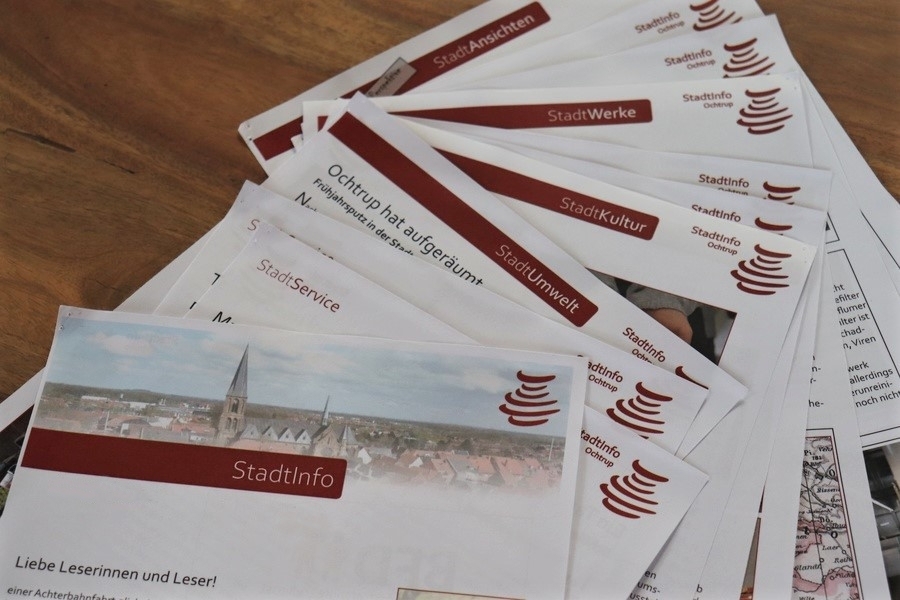 Sie sehen: Lose Blätter des Newsletters