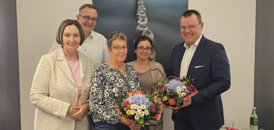 Sie sehen: eine Personengruppe