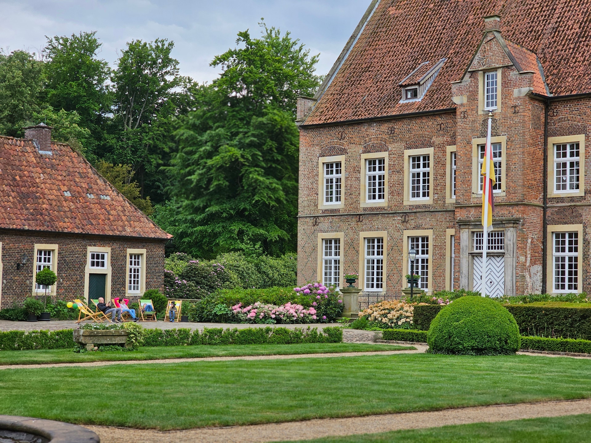 Sie sehen: Den Garten vor Wasserschloss Haus Welbergen