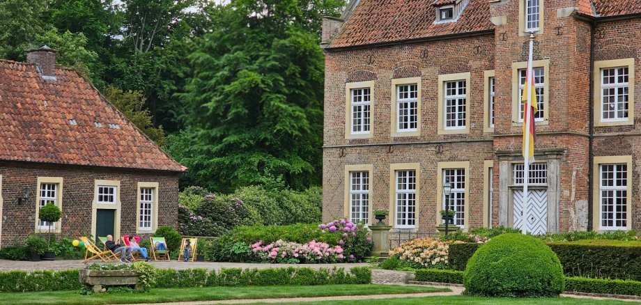 Sie sehen: Den Garten vor Wasserschloss Haus Welbergen